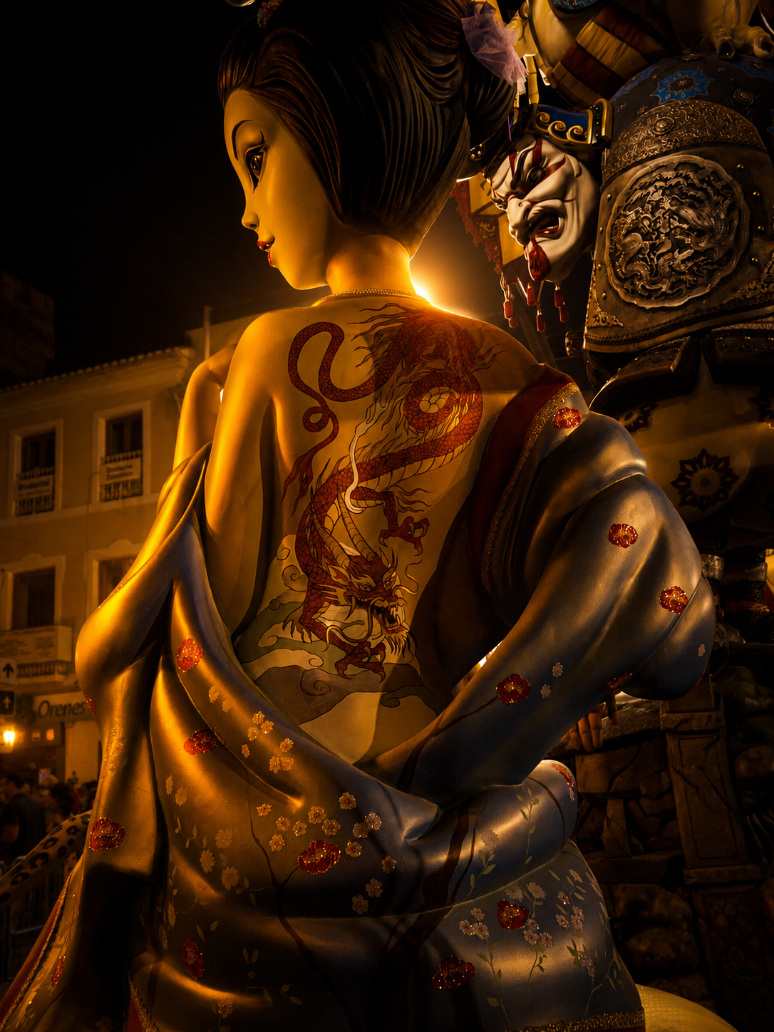 Geisha figure